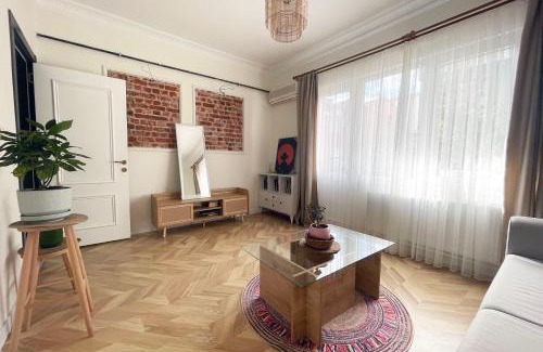 Harbiye Apartment | 2BR and 2bath balcony apt in heart of isatanbul #3