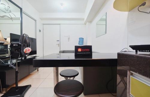 Pluit Apartment | 2BR Apartment Green Bay with Direct Access to Baywalk Mall By Travelio