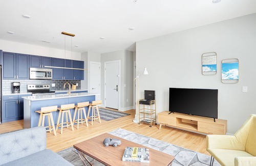 Fishtown Apartment | 2BR Art-Inspired Philly Escape Home
