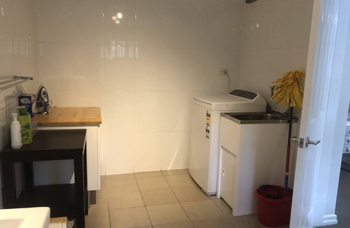 Brisbane Apartment | 2BR Brisbane Ground Unit with private courtyard.