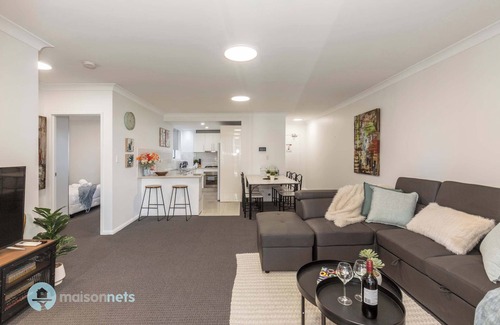 Parramatta Apartment | 2BR Central Parramatta Apt With Balcony & Parking