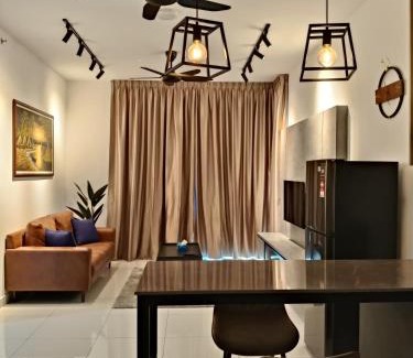 Mont Kiara Apartment | 2BR Centre MontKiara 4px 500Mbps