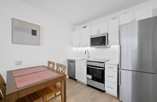 Atlantic City Apartment | 2BR Condo On The Boardwalk w/3 Baths! Cozysuites