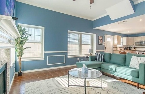 Euless House | 2BR Home with Backyard! Free Parking!