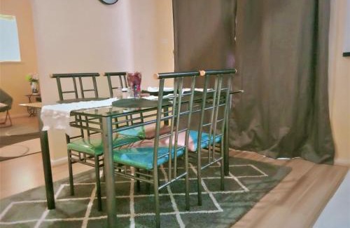 West Lamington House | 2BR house in West Lamington