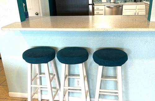 Osage Beach Condo | 2BR Lake + Pool Views Fireplace Fall Getaway Osage Beach Steps to Fun & Sun W&D