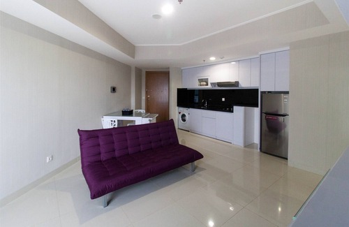 Old Jakarta Apartment | 2BR Modern Furnished The Mansion Apartment By Travelio