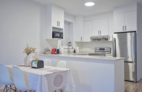 Burke Mountain House | 2BR Modern Guest Suite - Newly Built