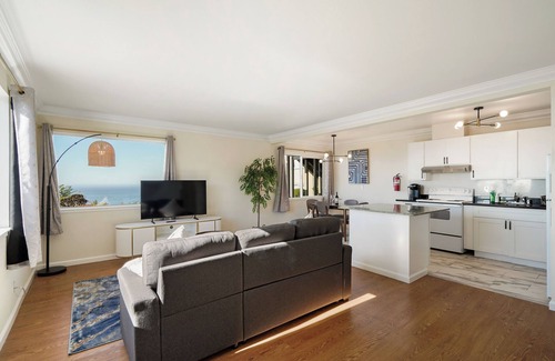 Pacifica Apartment | 2BR Mountain Retreat with Private Deck