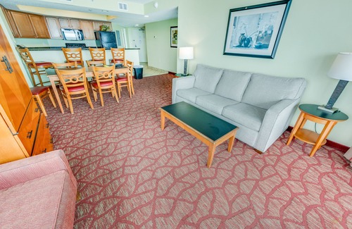 Downtown Myrtle Beach Condo | 2BR Pools, Views, Direct Oceanfront, Bay View!