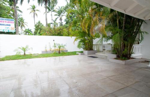 Yamasa Villa | 2BR, Private Pool, Modern, Close to Beach