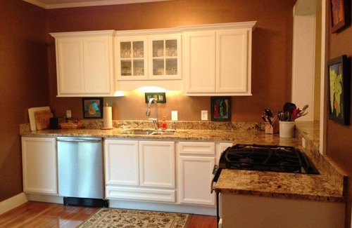 Suttons Bay Apartment | 2br Suite with Private Garden - Downtown Suttons Bay - Walk to Everything!