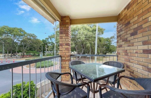 Bellara Apartment | 2BRM Self Contained Apt - Pumicestone Passage View