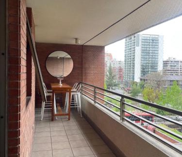 El Golf Apartment | 2D2B Metro Esc Militar, Parque Arauco, Costanera Center, Full Equipado