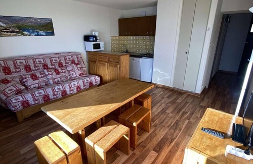 Jeux Apartment | 2nd floor, tv, ski locker, 39m², Alpe d'Huez