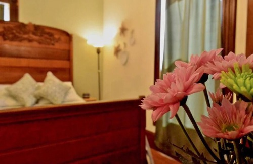 Moss Landing Hotel | 2nd floor(Upstairs/Level 01) - Historic House - Fireplace.