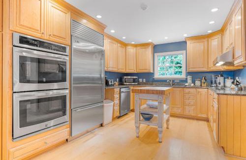 Oceanside House | 2nd Row Beach House with Ocean Glimpses - Private Pool & Spa - 29 Ruddy Turnstone