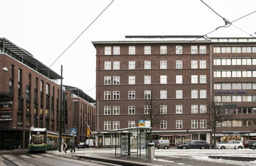 Kamppi Apartment | 2ndhomes Bright Top Floor Studio in Fredrikinkatu