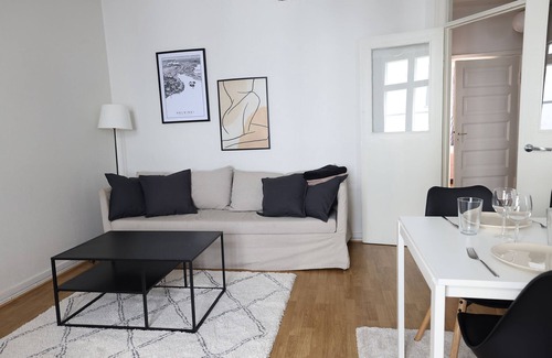 Kaartinkaupunki Apartment | 2ndhomes Cozy and Quiet 2BR Apartment