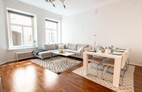 Hietalahti Apartment | 2ndhomes Gorgeous 2BR Apartment with Sauna in 2 floors