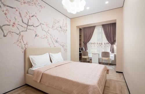 Almaty Apartment | 3-комнатная С ПАНОРАМНЫМ ВИДОМ на ГОРЫ на главном проспекте Аль-Фараби