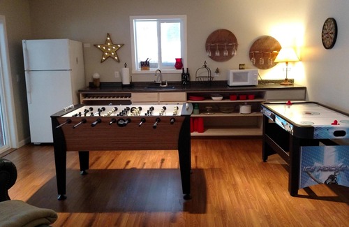 Thompsonville House | 3,000 Sq/Ft Crystal Mountain Resort Home