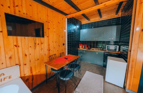 Sapanca House | 3+1 Heated Pool-Jacuzzi-Fireplace-Sheltered Bungalow for 8 People
