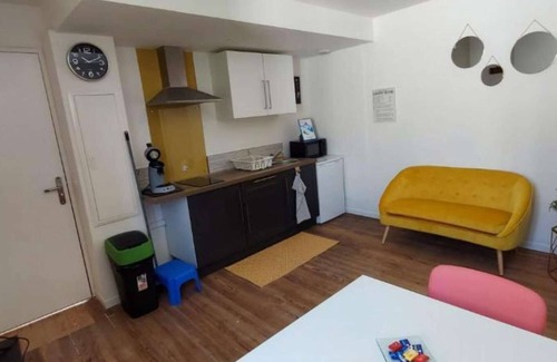 Lourdes Apartment | 3-2 T1 Bis Cosy near train station