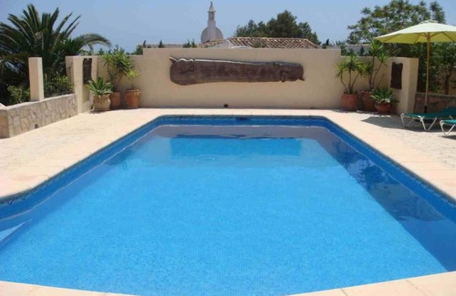 Moravit Villa | 3/4 Bedroom Moraira villa with pool, air con & free wifi plus UK TV & more