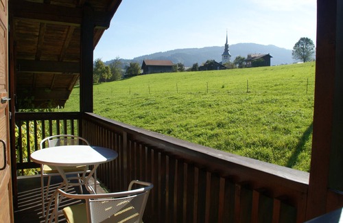 Cordon Apartment | 3* apartment with mont-blanc view in detached house