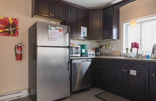 East Somerville Apartment | 3 bd 2 ba Unit
