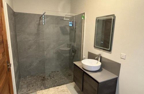 Cascavelle Apartment | 3 bd, 2 bth penthouse rooftop, 10 mns walk to beach