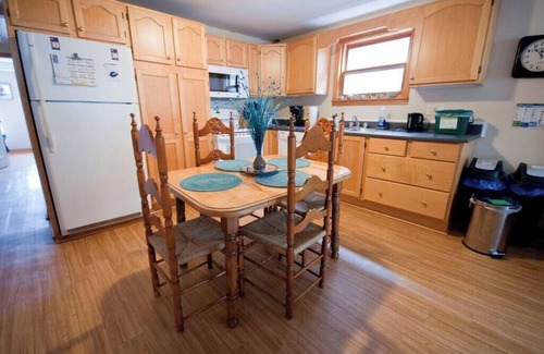North End Apartment | 3 Bdrm Flat in Heritage Bldg nxt to Citadel Hill