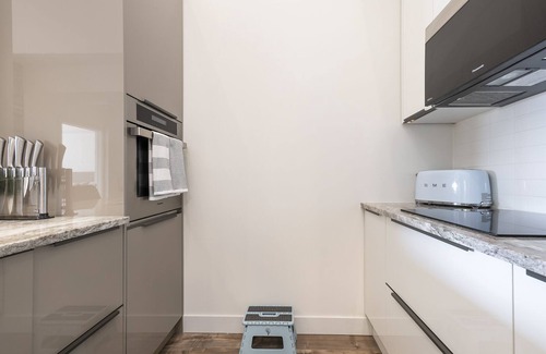 Collingwood Condo | 3 Bdrm Luxury Condo at Mountain House