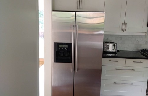 Belmont House | 3 Bed 1.5 Bath House in the Belmont Hills