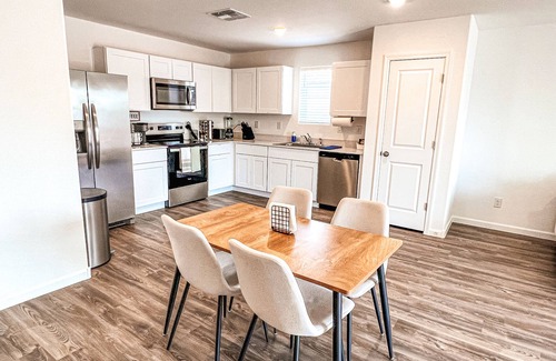 Casa Grande House | 3 bed 2 bath home with all essentials included plus pet friendly!