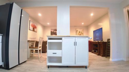 Midvale Apartment | 3 bed 2 bath home with it all