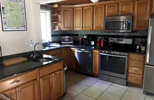 Birch Hill House | 3 Bed – 2 Bath Rental House in the heart of the Mount Washington Valley!