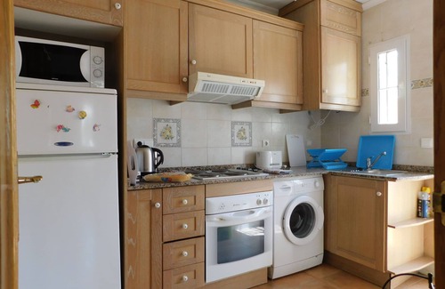 Pilar de la Horadada House | 3 Bed 2 bath Town house 2 Mins Walk to the Beach, Private Pool, Air Con, WIFI