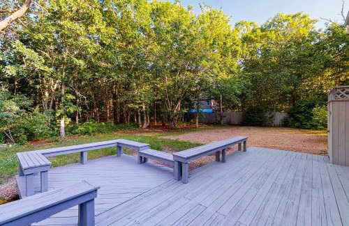 West Tisbury House | 3 Bed 2 Bath Vacation home in West Tisbury