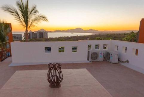 Cabo Bello House | 3 Bed 4 bath Ocean View with Heated Pool.