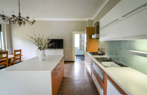 Villafranca in Lunigiana Villa | 3 Bed 4 Bath Private Villa, Heated Pool, Spa, Firepit, BBQs, Pizza Oven, Garden
