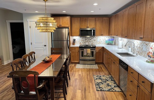 Silvercreek Condo | 3 Bed/Bath Updated Condo 50 Steps to Main Lift w/30-Foot Balcony Facing Ski Runs