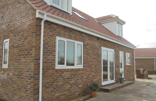 Ferrensby House | 3 bed cottage on farm with hot tub & pool in quiet village in north yorkshire