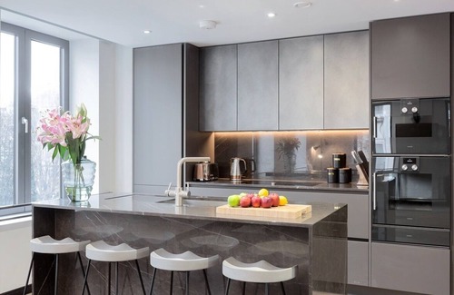 Soho Apartment | 3-bed Deluxe 309