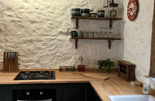 Monts et Vallees Ouest Creuse Cottage | 3 bed Holiday Home in the heart of rural France. Full of rustic charm. Sleeps 5