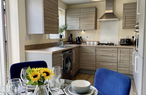 Castle Bromwich House | 3 Bed House: HS2 | NEC | BHX