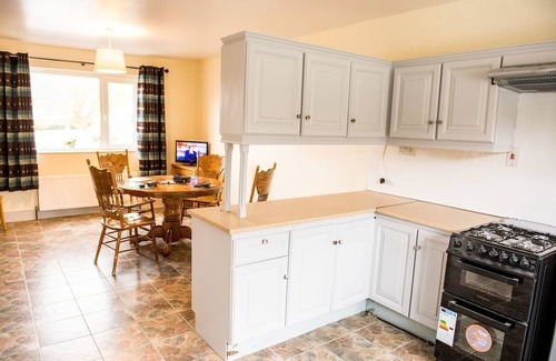 Clonmany House | 3-Bed House in Clonmany With Panoramic Hillside Se