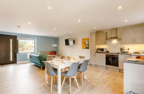 Alcester House | 3 Bed in Alcester 88398