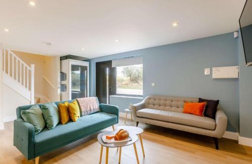 Alcester House | 3 Bed in Alcester 88398